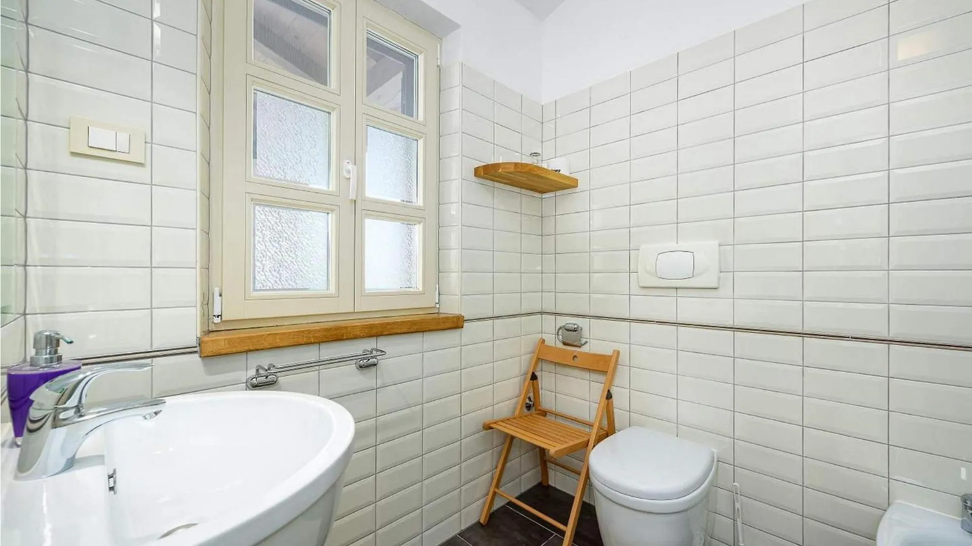 Villa Manuela Kastelir Holiday home