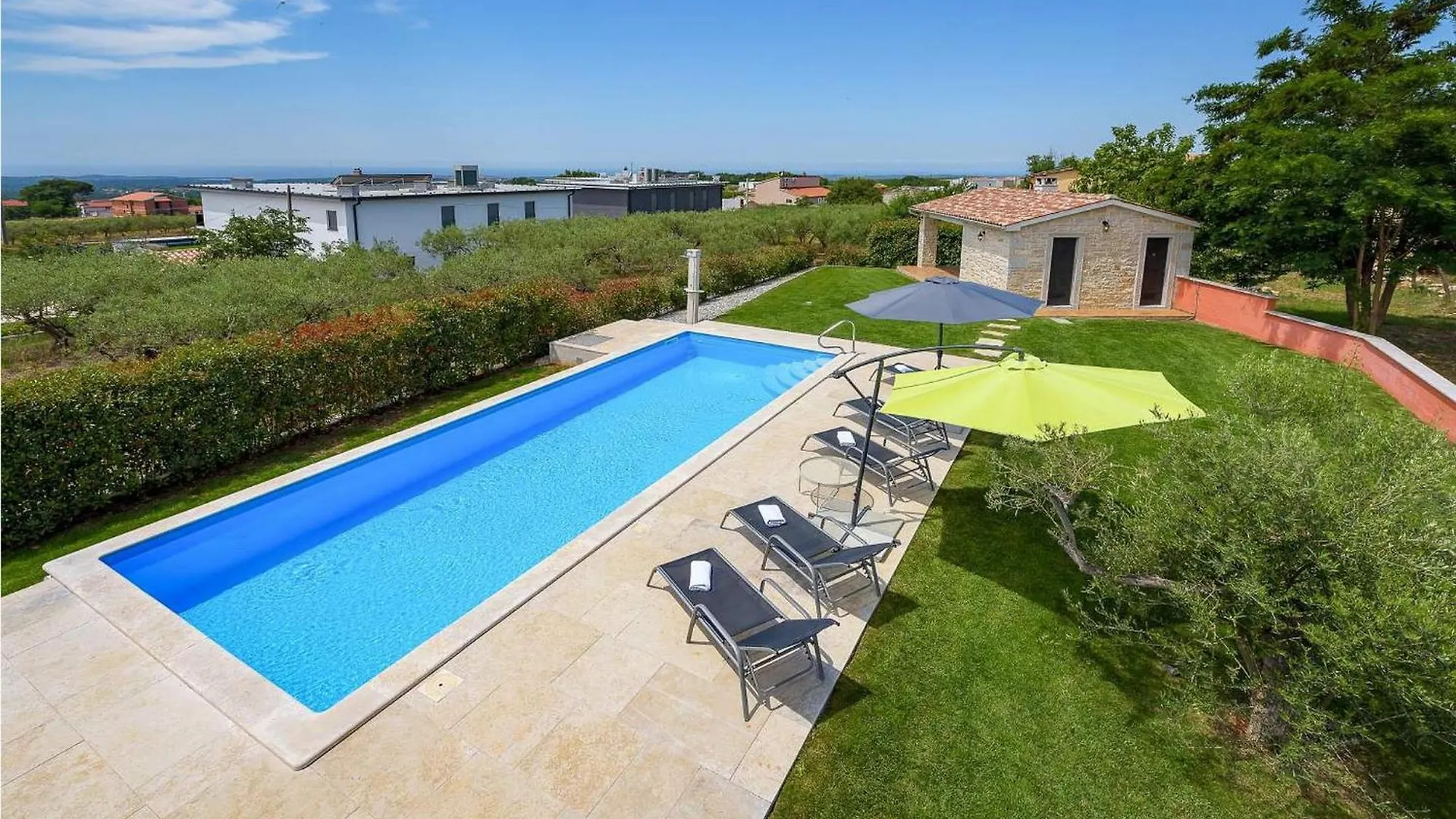 Villa Manuela Kastelir 0*,  Croatia