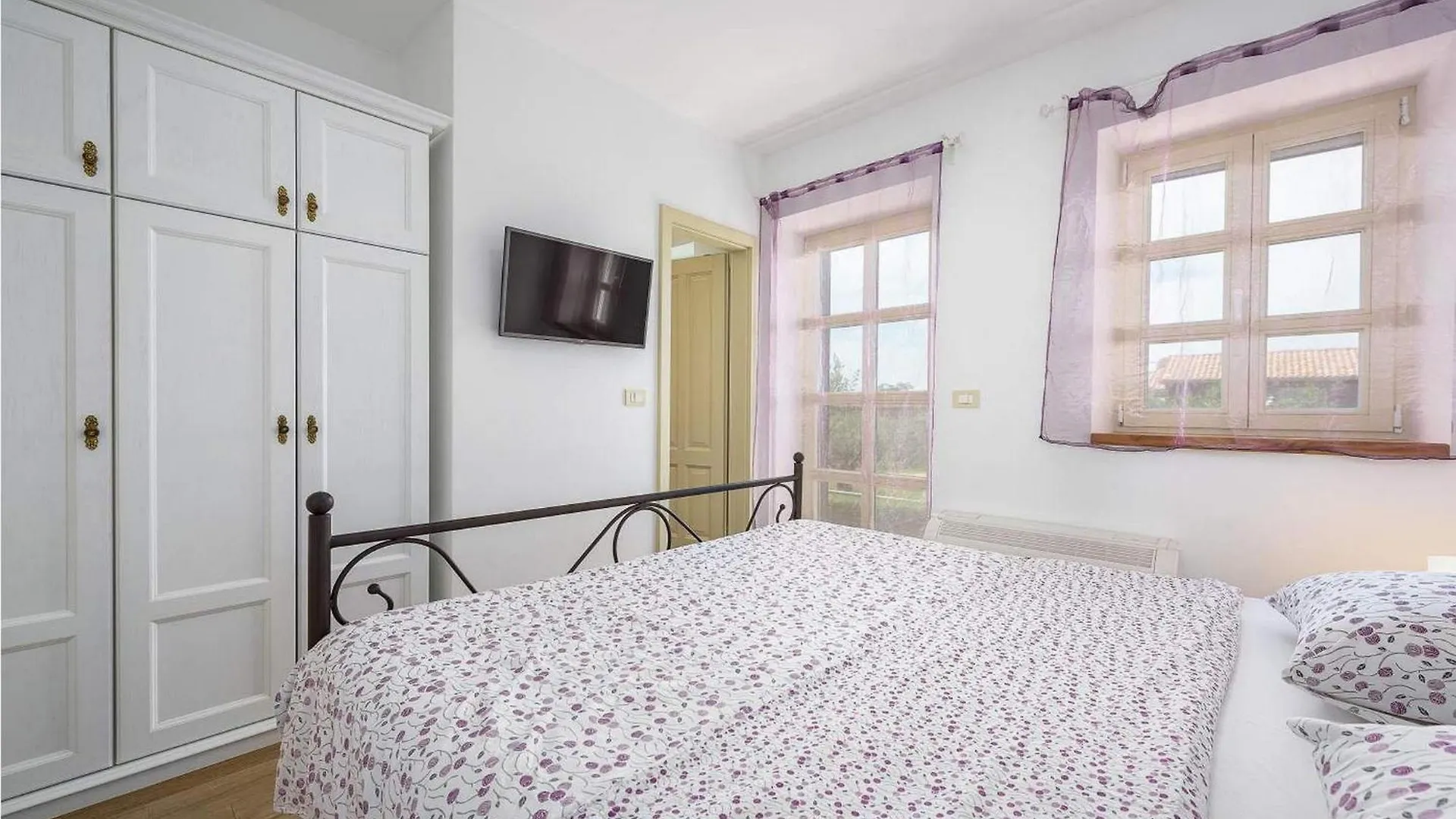 Holiday home Villa Manuela Kastelir Croatia